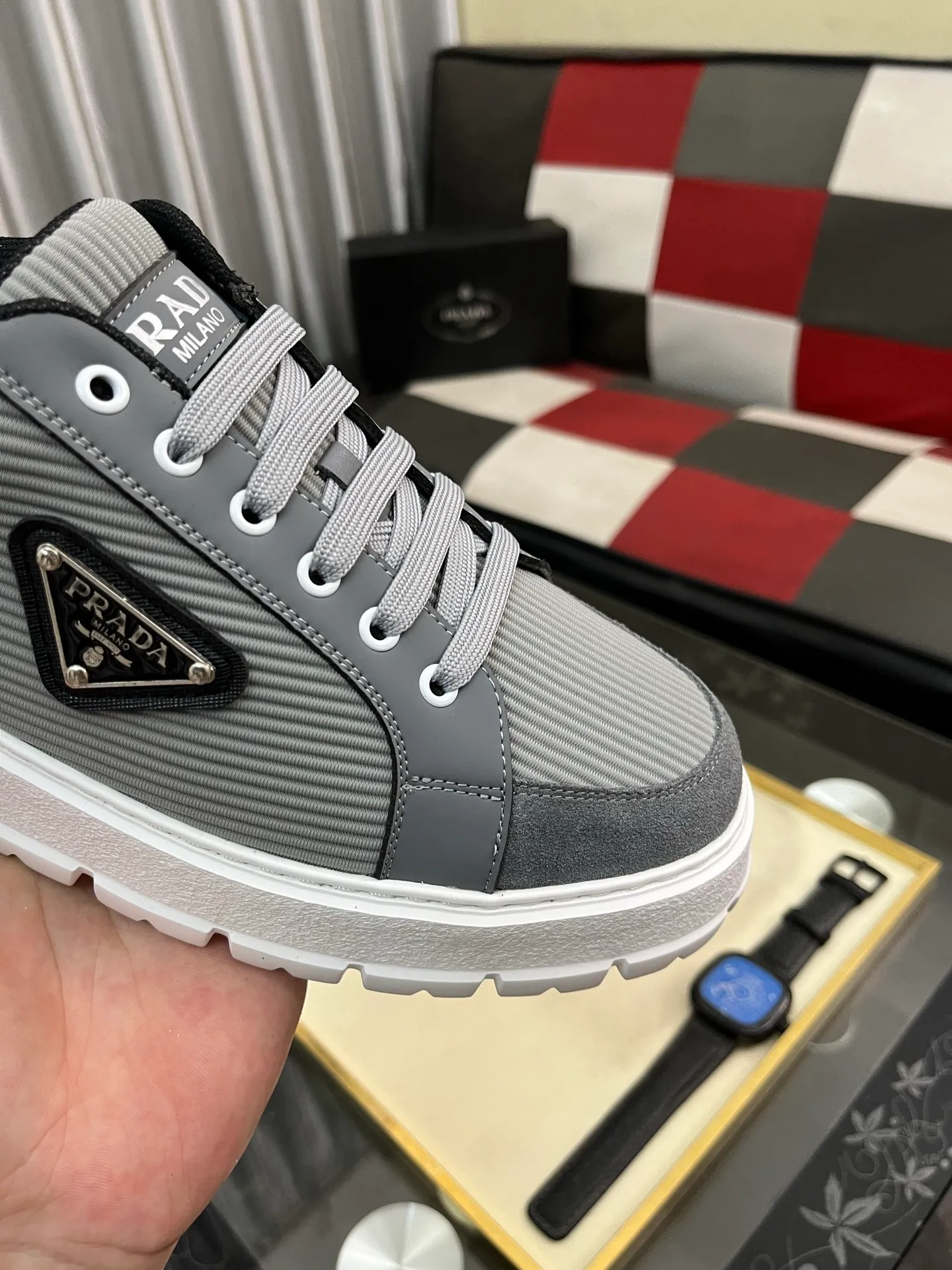 Men's Men's Shoes💰440⌚️⌚️《PRADA*》The latest and most popular casual shoes, top brand [seduce] luxury~purchasing agent, top~quality. [Strong] The upper is made of imported breathable special materials ➕ breathable feet (•) with fine workmanship. Original stylish and stylish soft rubber wear-resistant outsole, light and comfortable on the foot, size: 38-445️⃣colors available
